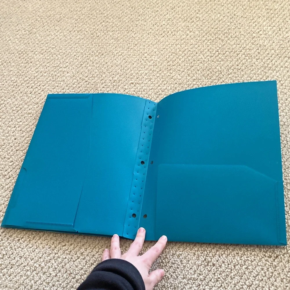 NEW Mead Five Star 4 Pocket Premium Stay Put Folder Teal 3 Hole Plastic Organize
